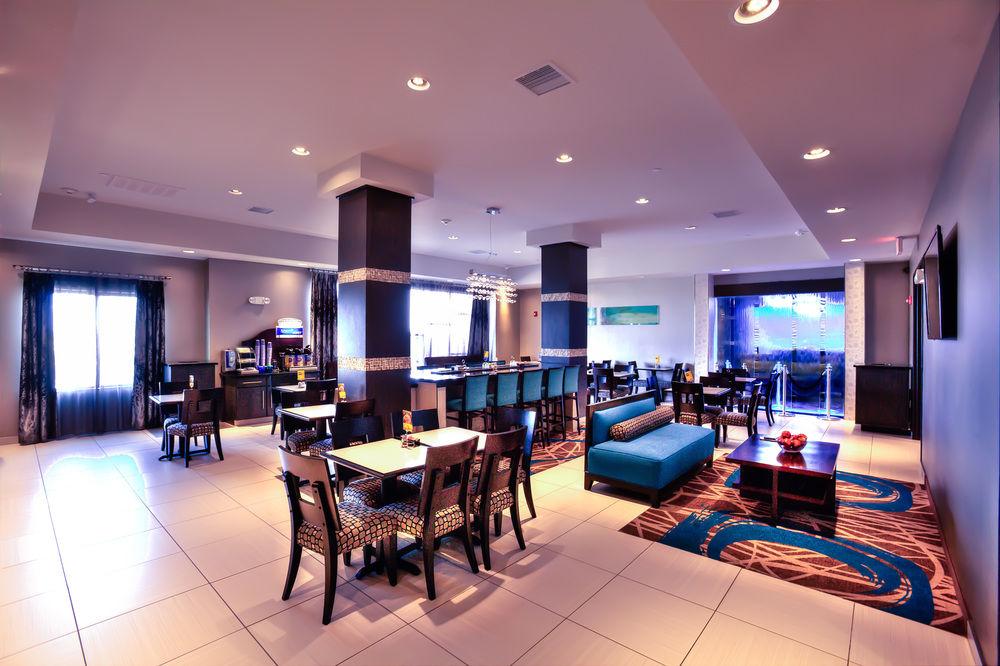 Holiday Inn Express & Suites Amarillo West By Ihg Bagian luar foto