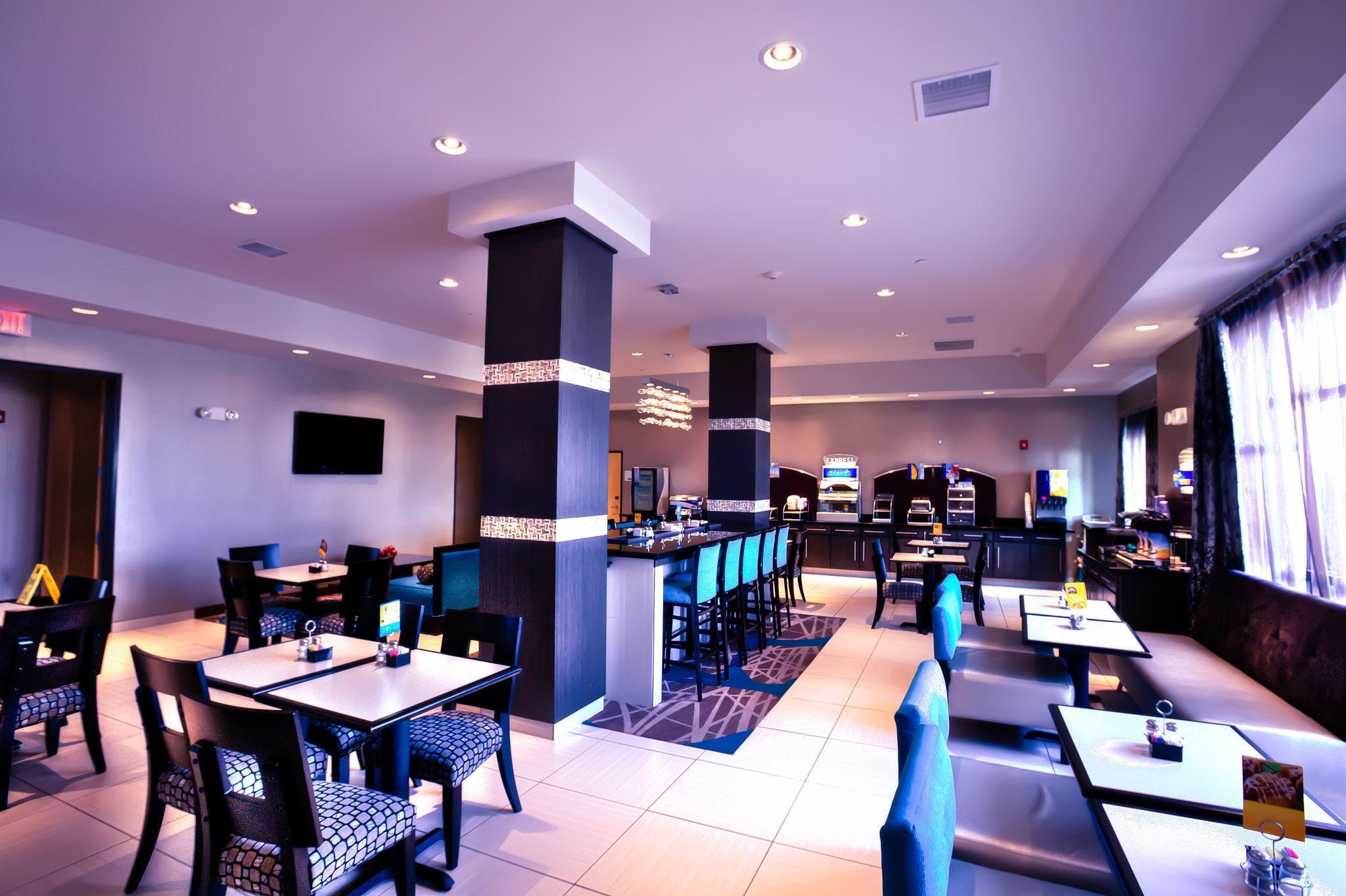 Holiday Inn Express & Suites Amarillo West By Ihg Bagian luar foto
